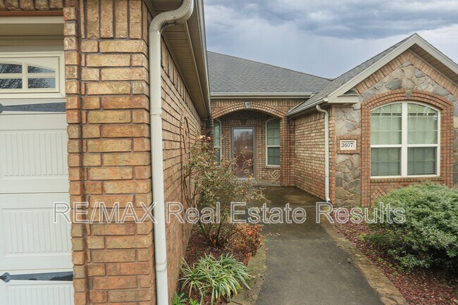 Photo - 3607 SW Birchton Ave