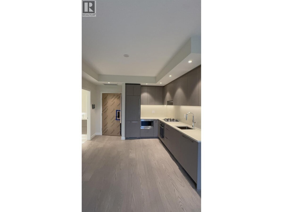 Photo - 6138 Birney Ave Unité 707