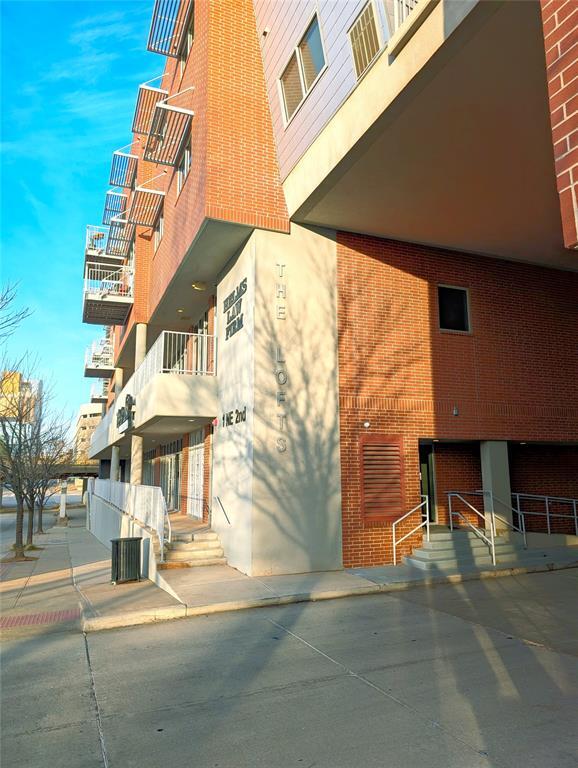 Photo - 1 NE 2nd St Unit 322