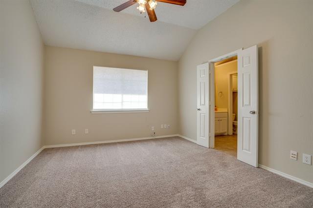 Photo - 215 Linda St