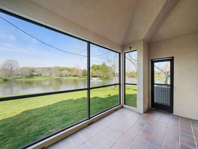 Photo - 4144 Greystone Way Unit 603