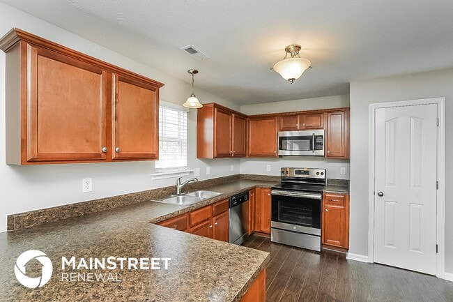 Photo - 1131 Geneil Ln