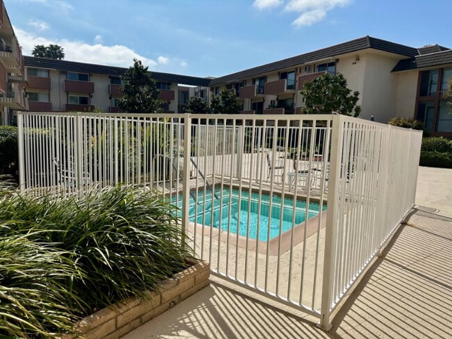 Photo - 5585 E Pacific Coast Hwy Unit 262