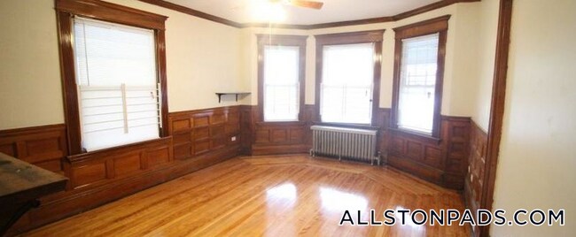 Photo - 14 Gardner St Unit 1R