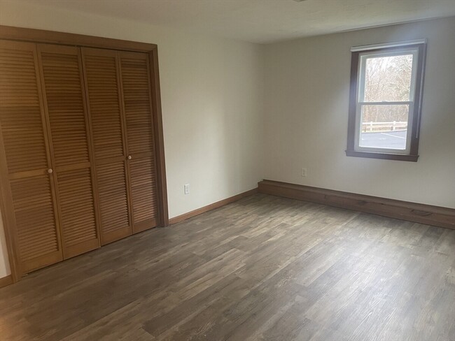 Photo - 574-576 State St Unit #7