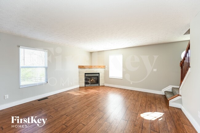 671 McCormick Ln