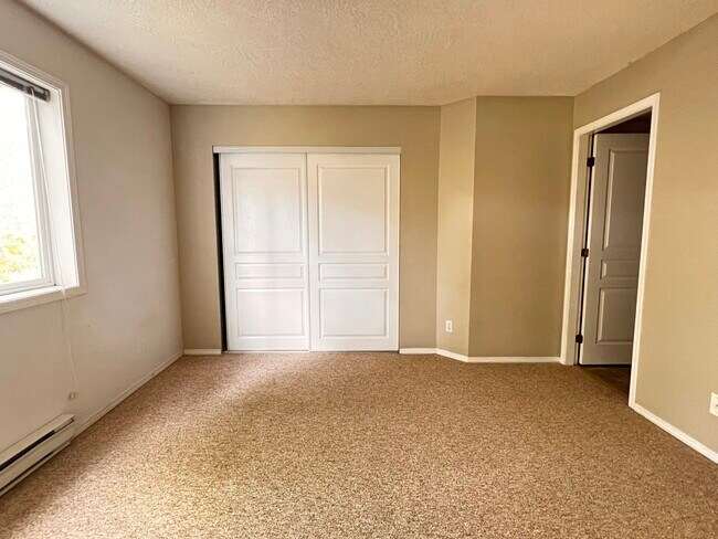 Photo - 971 McKenzie Ave Unit 204