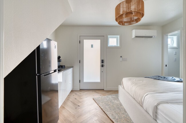 5012-5022 Northeast 26th Avenue-SI ID1611919P