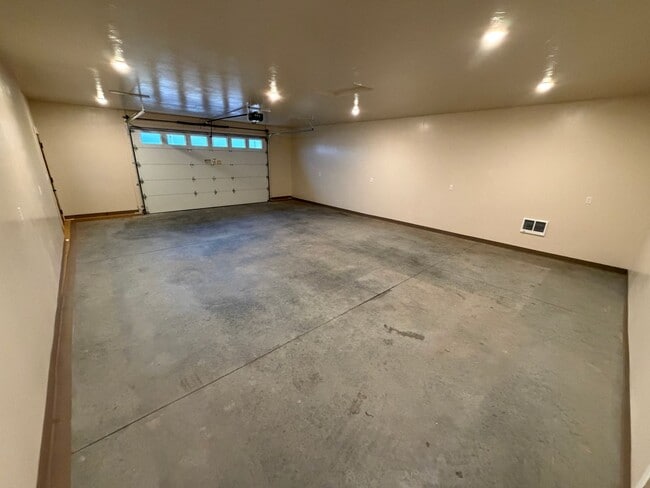 Photo - 11 Fieldcross Ln Unidad 11 Fieldcross  B Helena, MT 59602