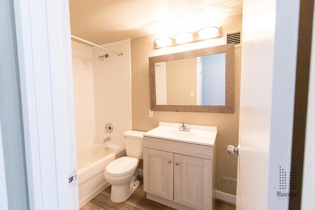 Photo - Penticton Brunswick Apartments