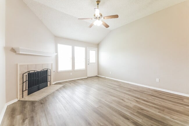 Photo - 1108 Cumberland Dr