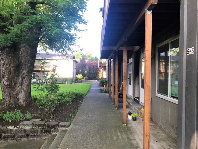 Photo - Pheasant Court Apartments