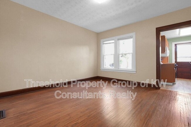 Photo - 1126 Northwest Blvd Unit 1130