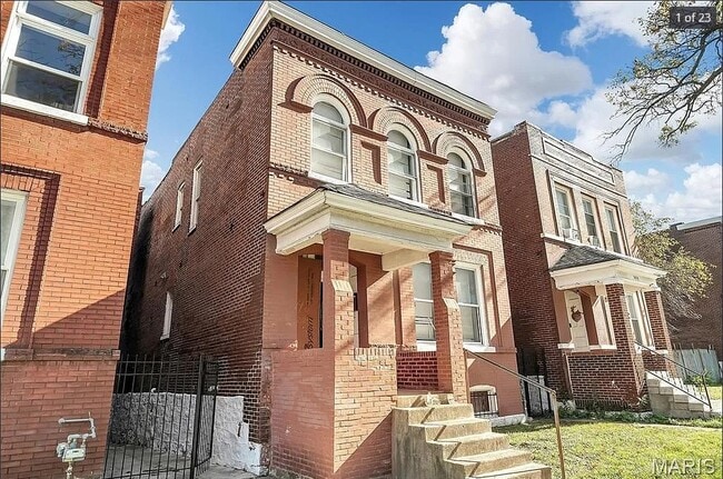 Building Photo - 2648 California Ave