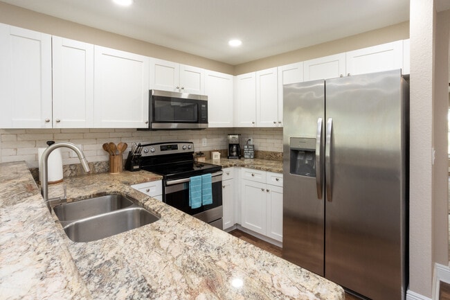 Photo - 1313 E Cayuga St