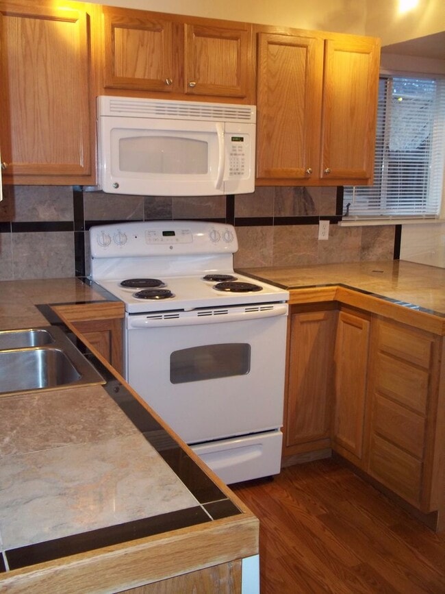 Photo - Seven Thirty, LLC (765) Unidad 765 #3