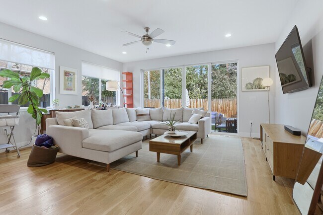 Photo - 1497 W 44th Ave