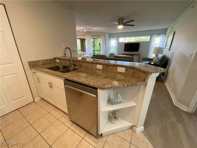 Photo - 8870 Colonnades Ct W Unidad 312