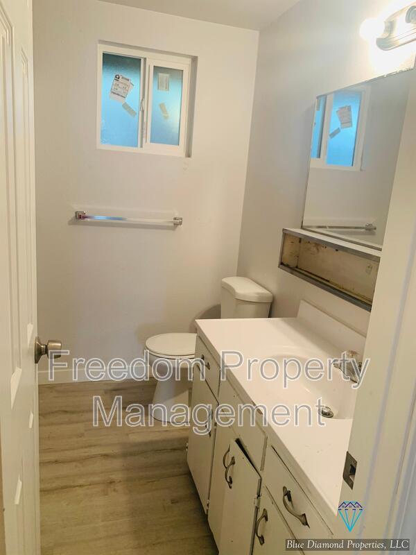 Photo - 3114 Iowa Ave