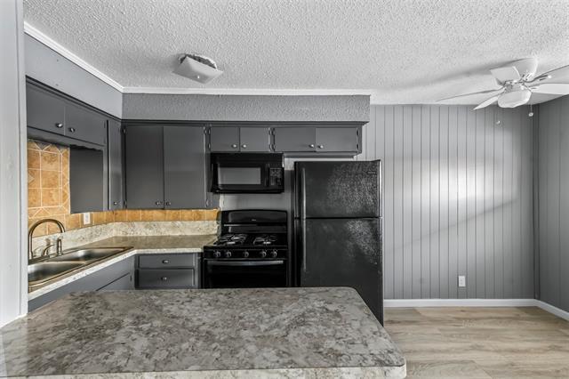 Photo - 1585 N Mill St Unidad 6