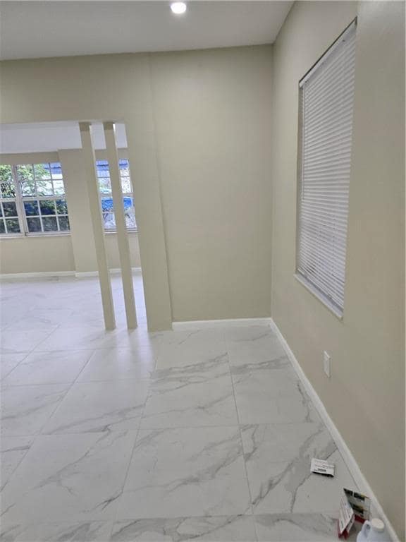 Photo - 1601 NE 182nd St