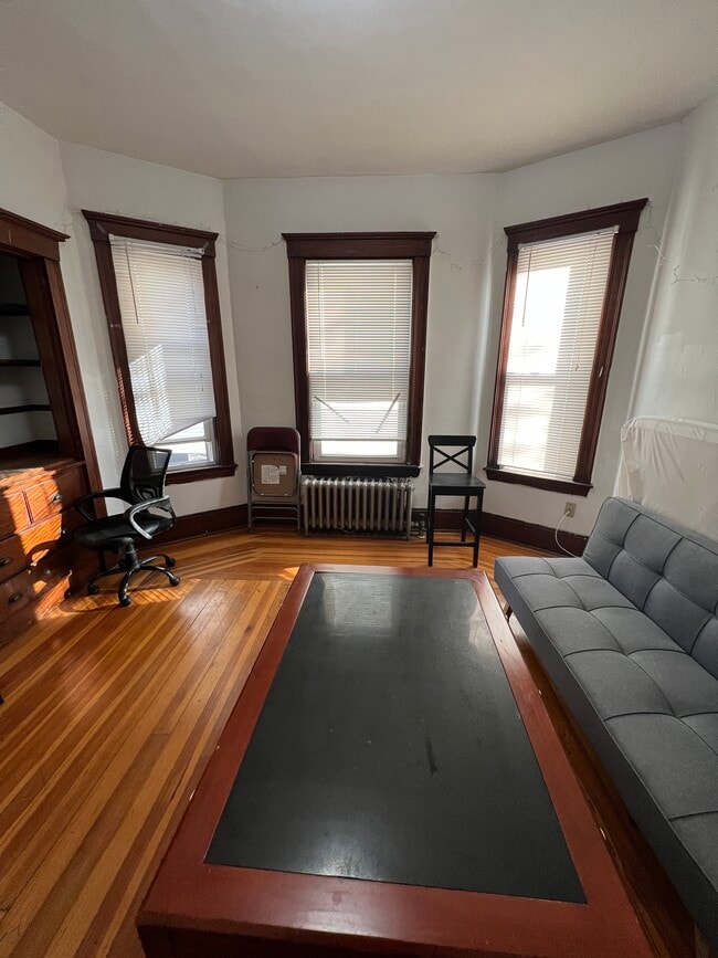 Photo - 227 Holland St Unit 1