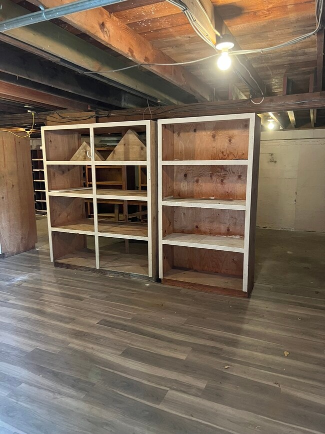 Photo - 4138 S 43rd St Unit Shop