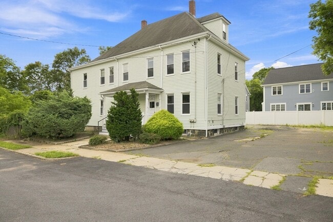 Photo - 16 Lochwan St