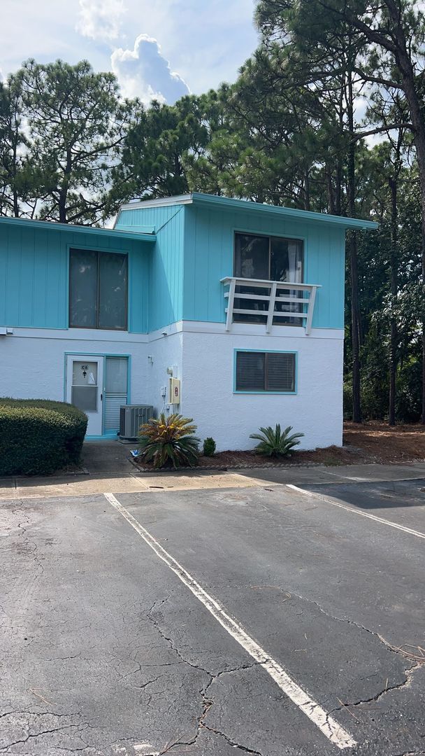 Building Photo - 1849 Crooked Pine Dr