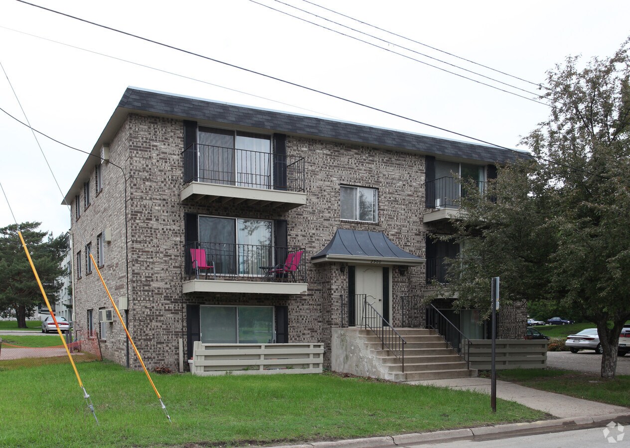 Photo - 2900 Joppa Ave S Apartments