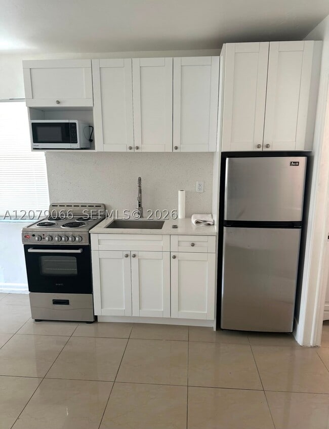 Photo - 2024 NE 26th Dr Unit 3