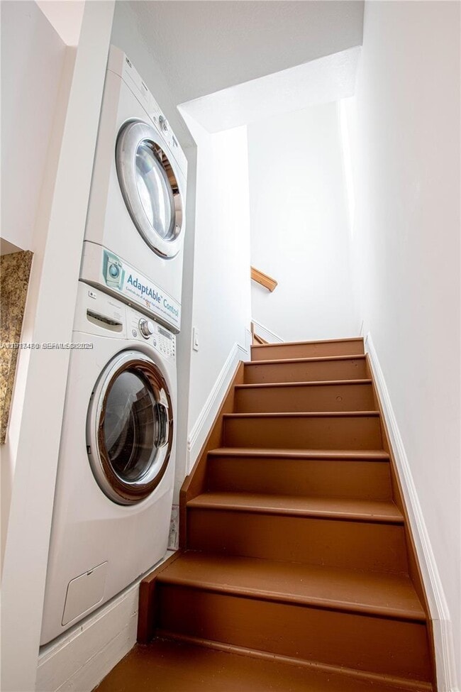 Photo - 16227 SW 139th Ct