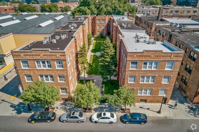 Building Photo - 3525 N Broadway St Unit 1W Rental