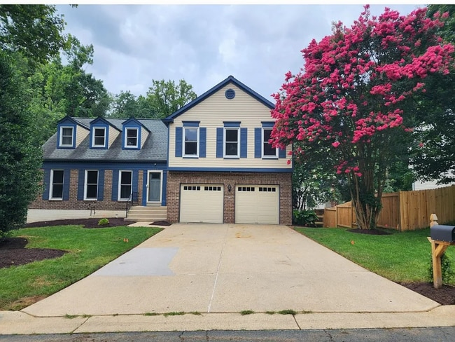 Building Photo - 721 Symphony Woods Dr Rental