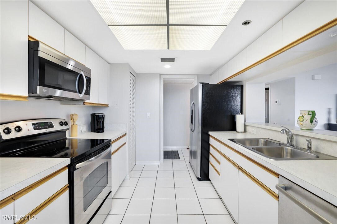 Photo - 5550 Heron Point Dr Unit 304