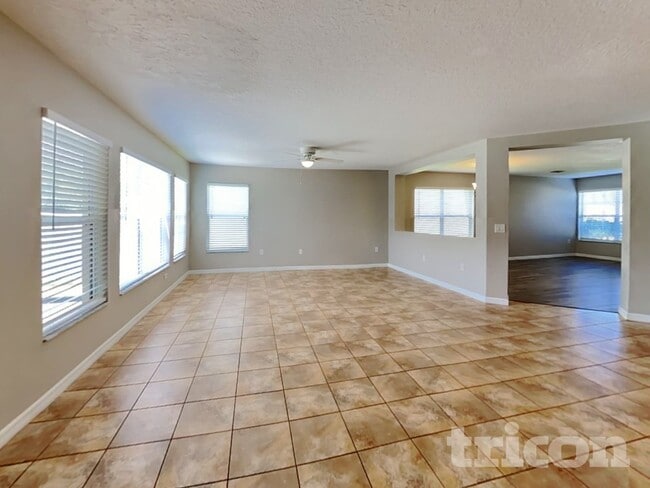 Photo - 4667 Caverns Dr