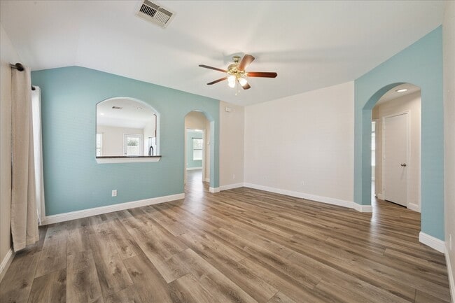 Photo - 3129 Sun Terrace Ln