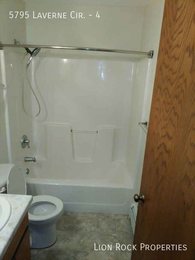 Photo - 5795 Laverne Cir N Unit 4