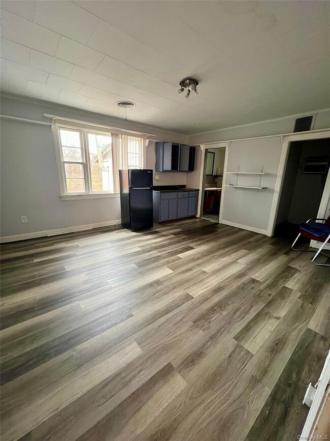 Photo - 1612-1616-1616 US-9W Unit 20