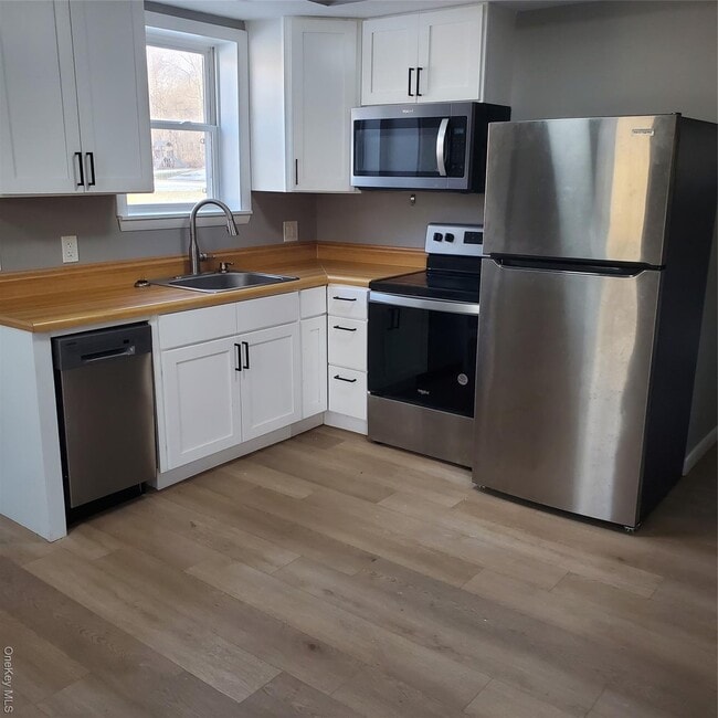 Photo - 191 Plains Rd Unit 3