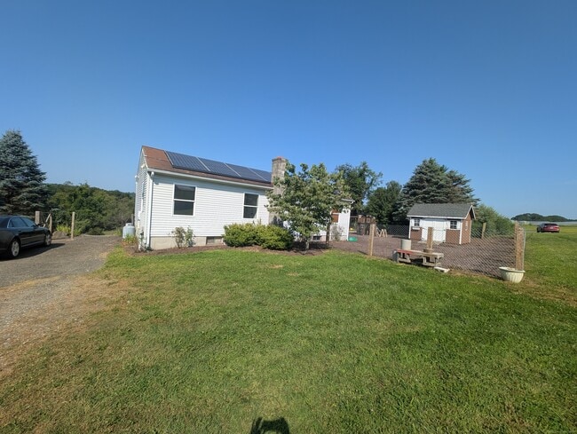 Building Photo - 88 Thomson Rd Rental
