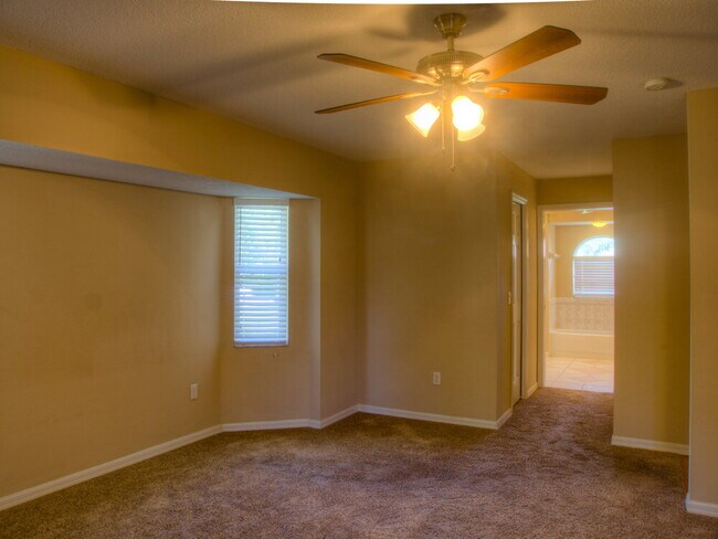 Photo - 5515 Maccaughey Dr