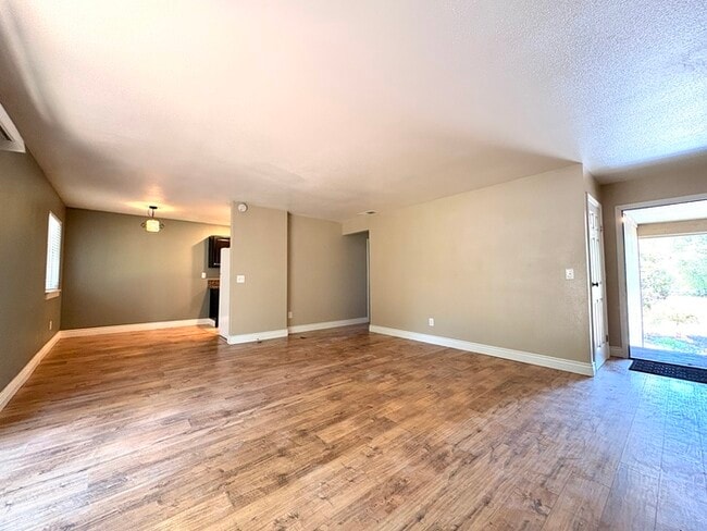 Photo - Beautiful Updated 2 Bedroom 1 Bathroom in Auburn