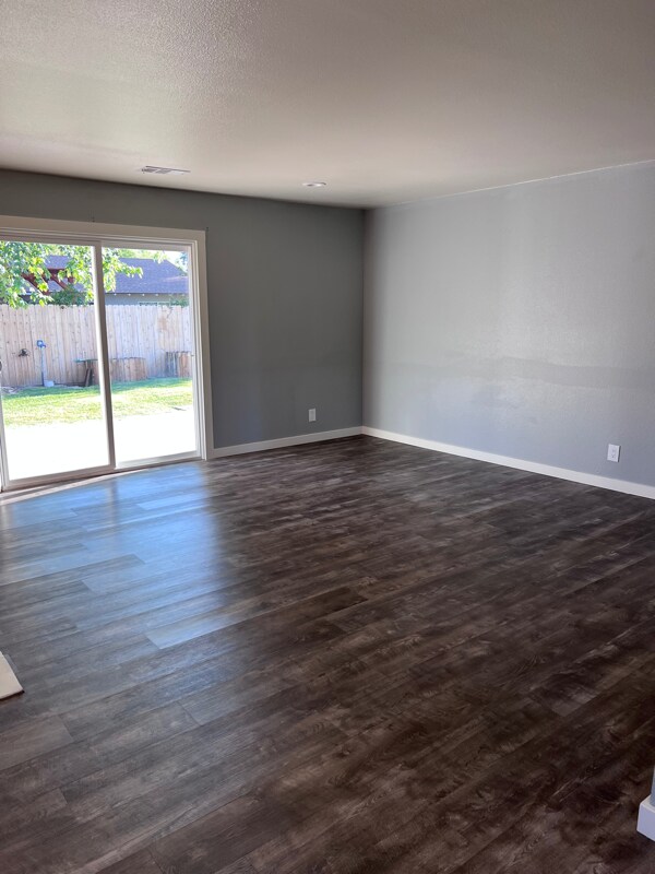 122 Juniper Rd