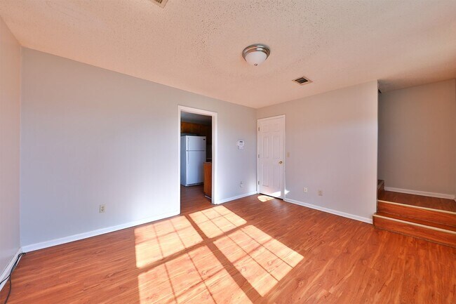 Photo - 214 Olive St Unidad A