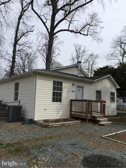 Photo - 3848 2nd St