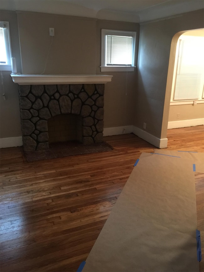 Photo - 14902 Strathmoor St