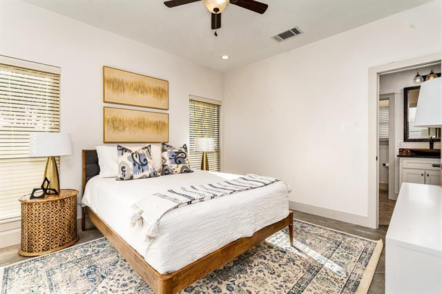 Photo - 131 Deer Island Rd