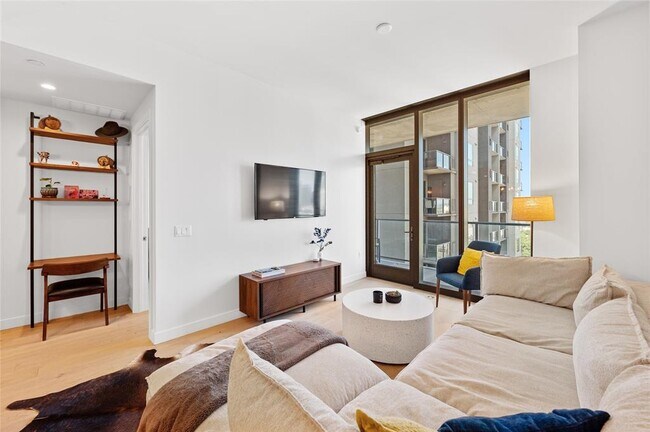 Photo - 44 East Ave Unit 1404