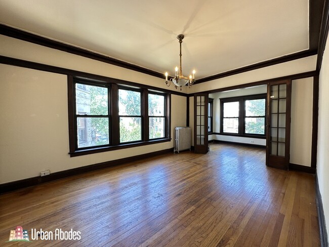 Photo - 2434 N Sawyer Ave Unit A08C